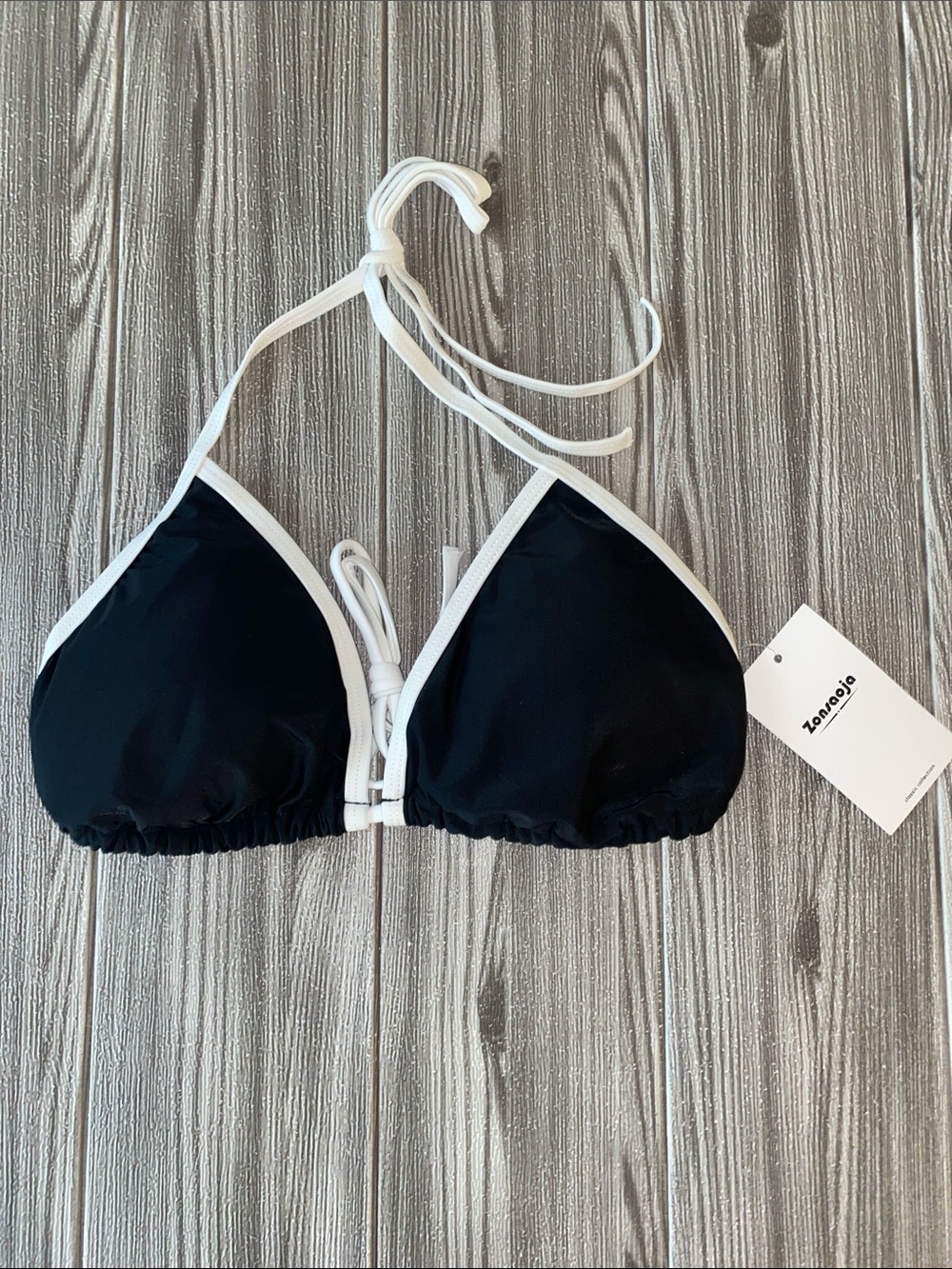 Zonsaoja Black and White Triangle Bikini Top